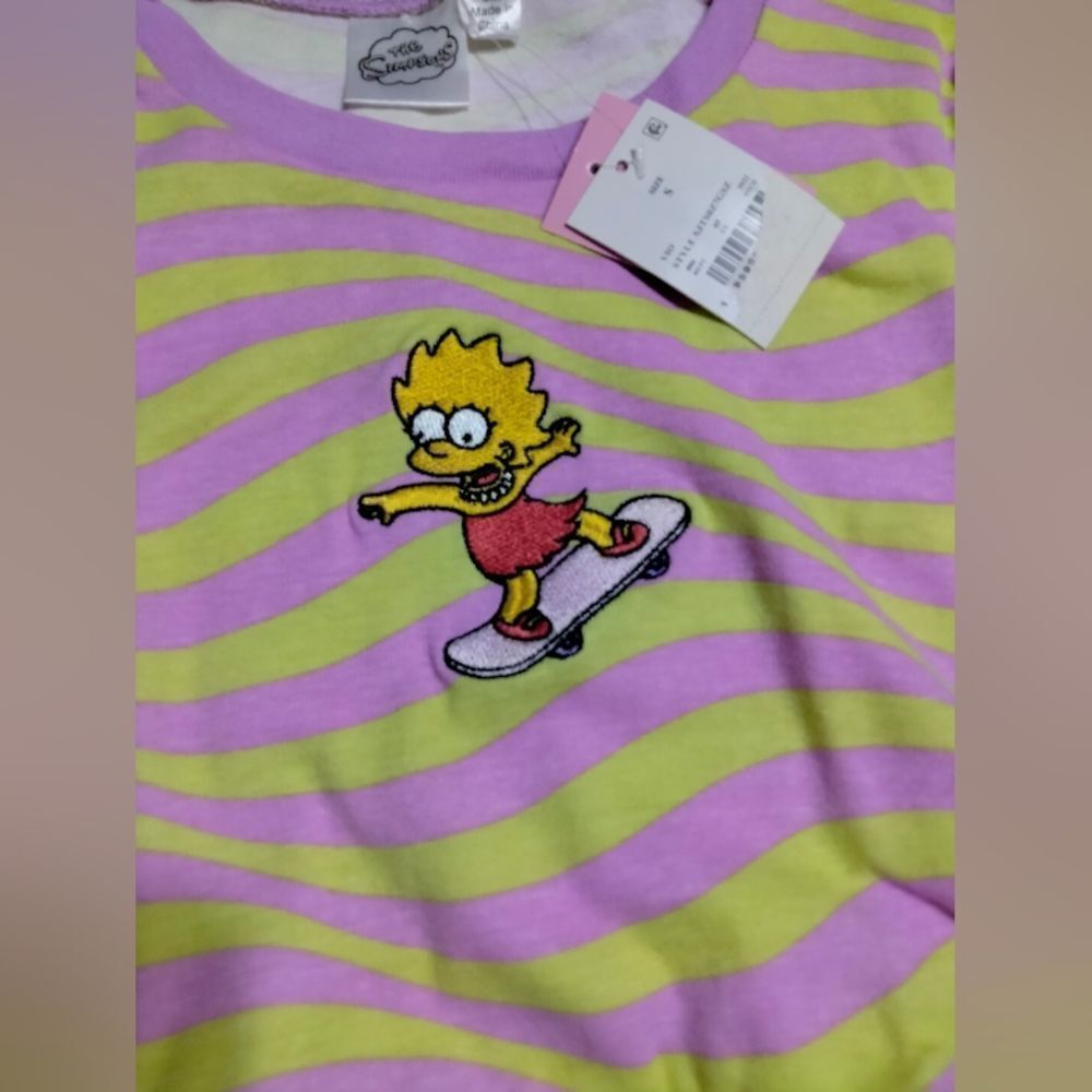 Lisa Simpson Top - Picture 5 of 8